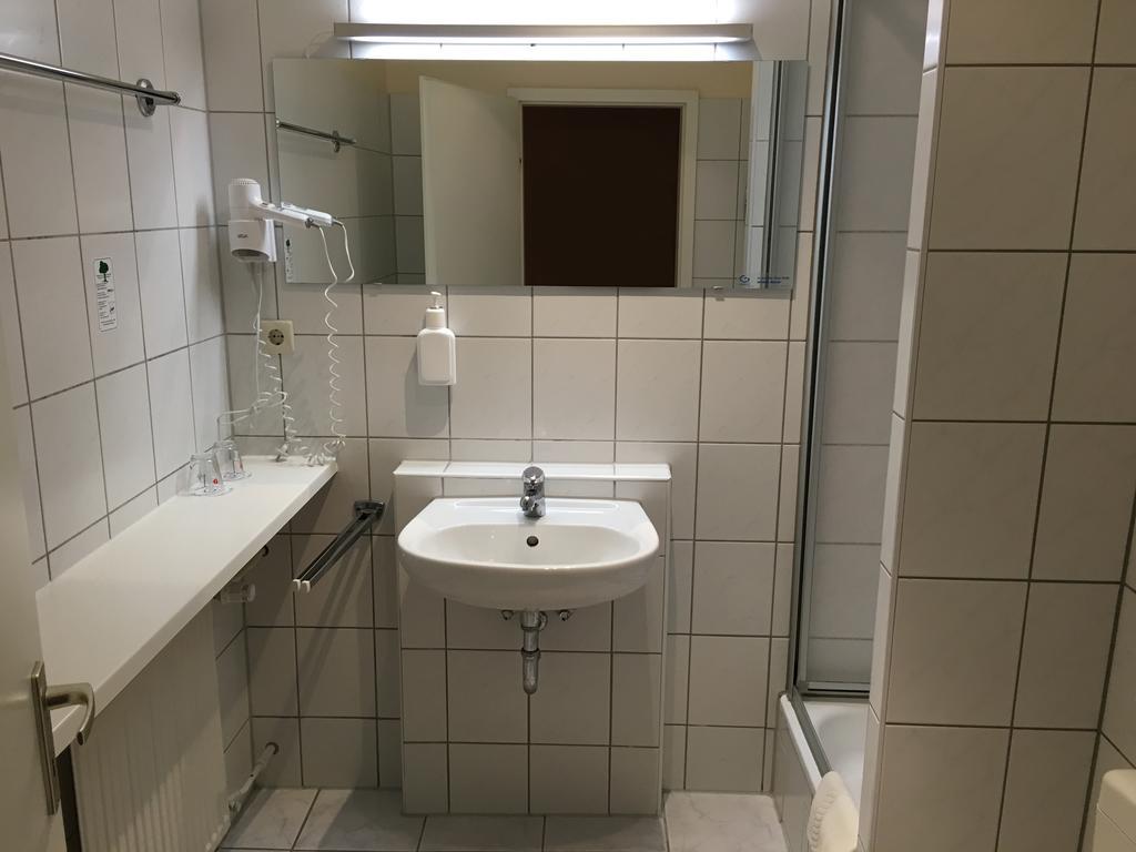 Essentis Ecohotel Берлин Номер фото