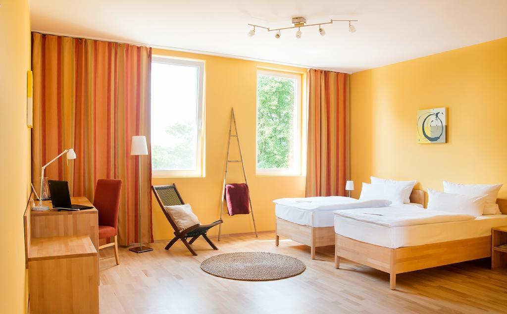 Essentis Ecohotel Берлин Экстерьер фото