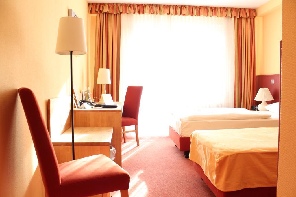 Essentis Ecohotel Берлин Экстерьер фото